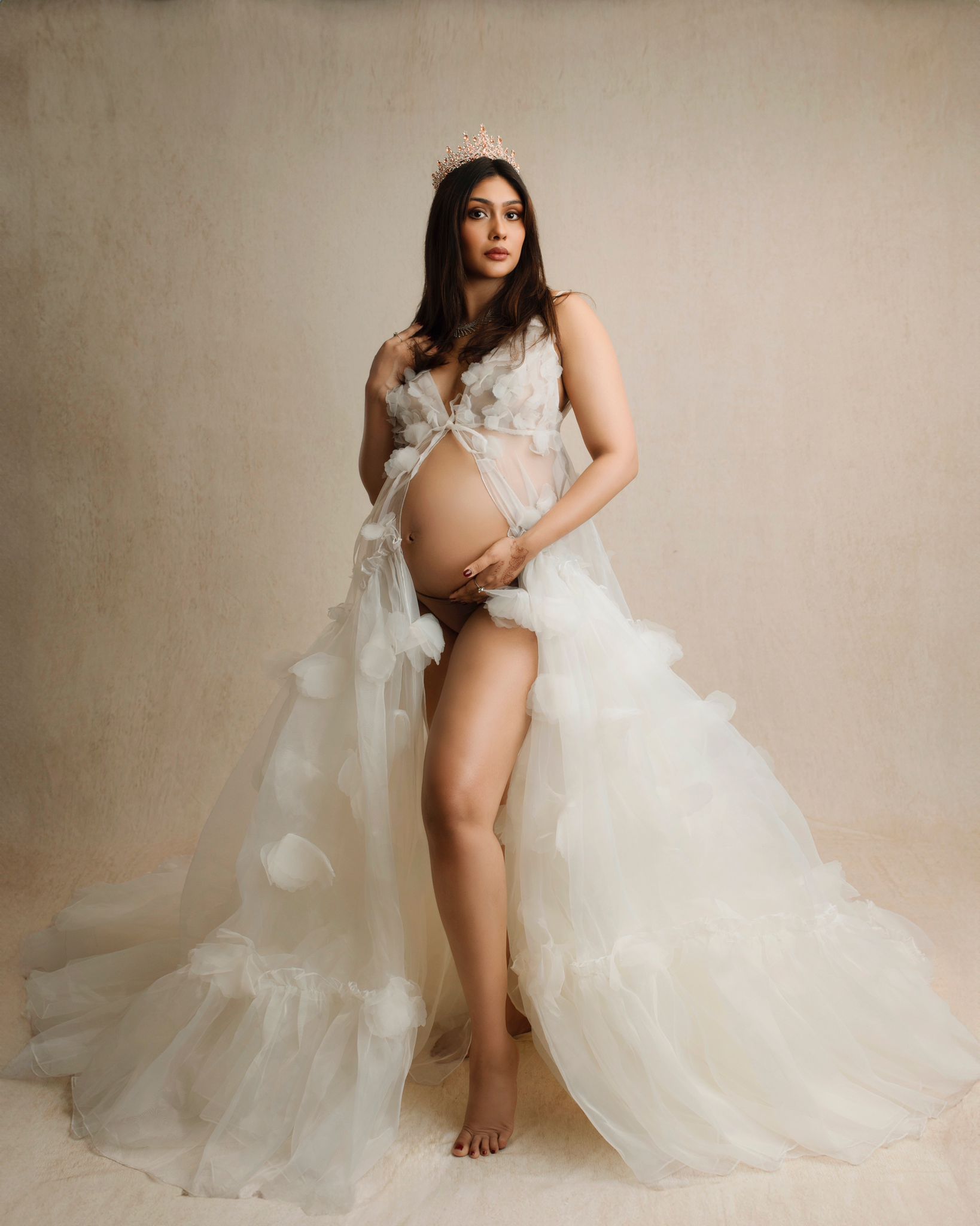 Expecting Rayna